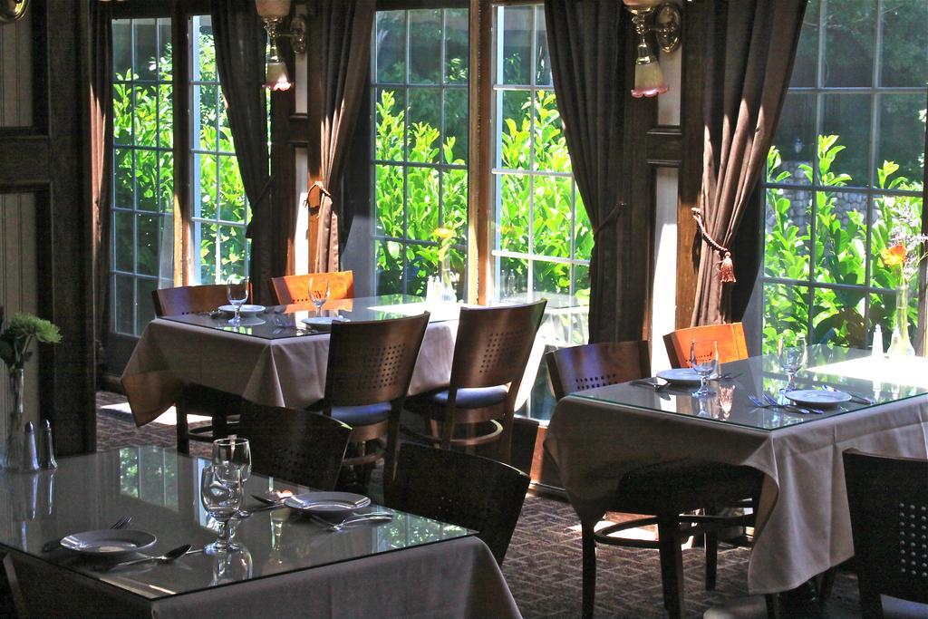 Saddleback Inn At Лейк-Эрроухед Экстерьер фото