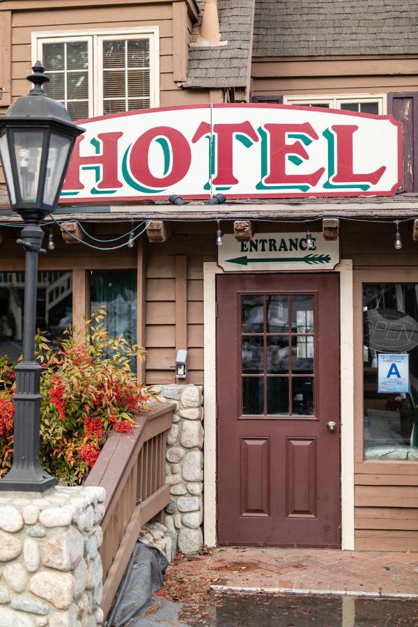 Saddleback Inn At Лейк-Эрроухед Экстерьер фото